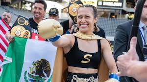 Seniesa Estrada: Van East L.A. tot Onbetwist Wereldkampioene en Recordhoudster met de Snelste Knock-out
